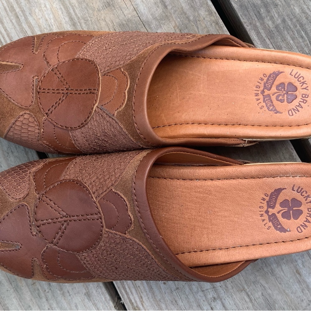 Lucky Brand Women's LK-Lilac Brown Leather Peace Suede Slip On Clogs Sz 9.5M - Picture 4 of 10